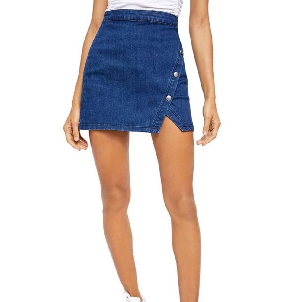 FREE PEOPLE Notched Denim Mini Skirt In‎ Indigo Women's Size 6 Y2K